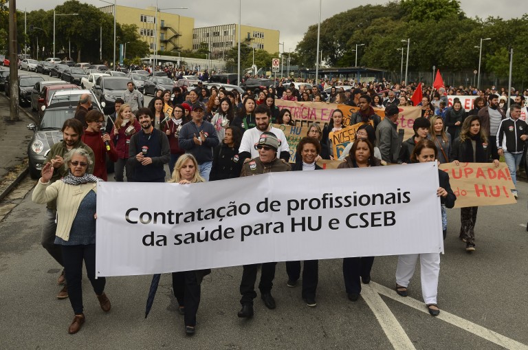 São Paulo - Ato em defesa do Hospital Universitário da USP, região oeste (Rovena Rosa/Agência Brasil